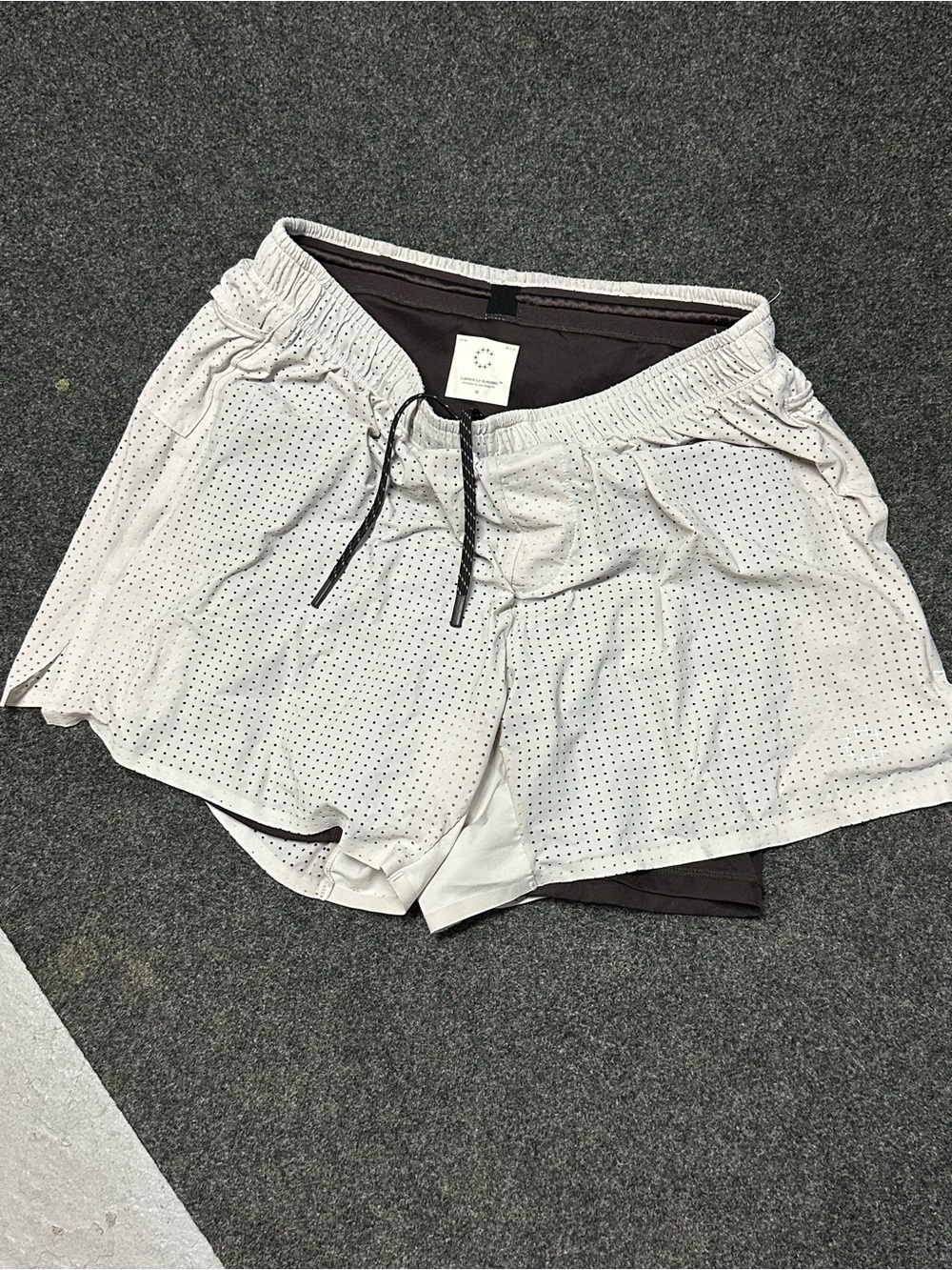 Currently Running Apparel 5” 2in 1 shorts M
